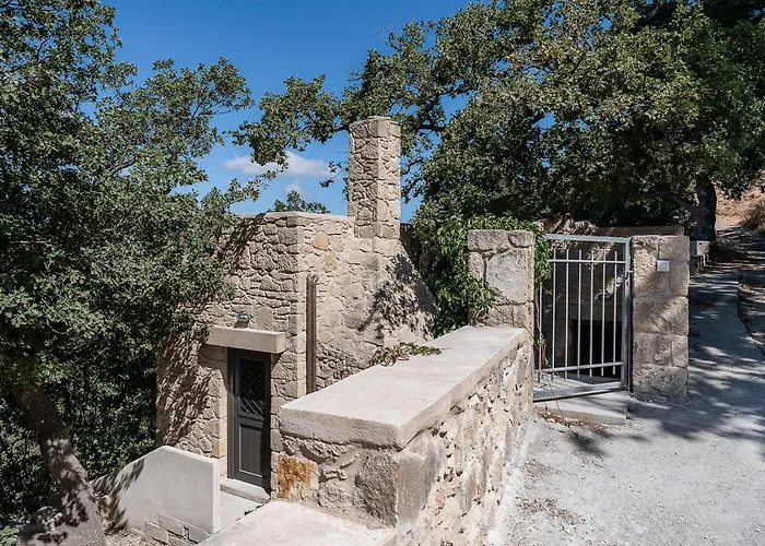 Velanis Ηouse, Style Into Nature - Secluded